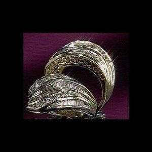 Holiday Diamond Ring 1/2 ct tw, 14K yellow Ltd. Ed